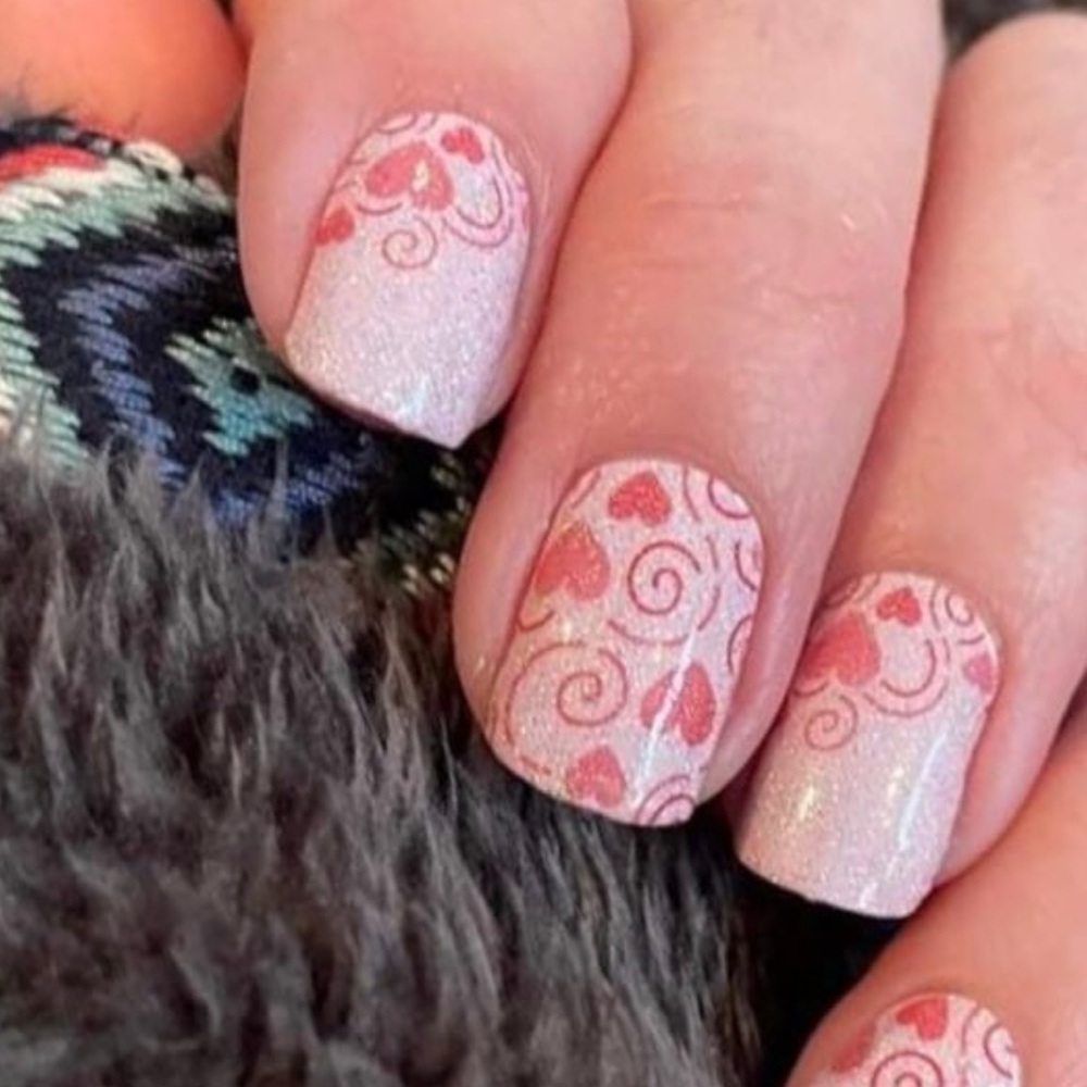 *Retired* Color Street: Queen of Hearts | Pastel Pink Valentine’s Day Red Swirls - Picture 11 of 16